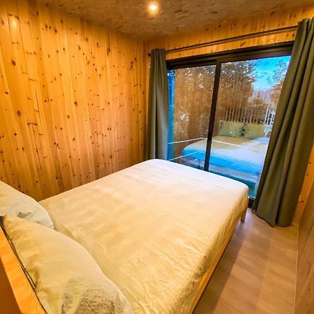 Bungalow Pichoses Geres Camping Rio Caldo المظهر الخارجي الصورة
