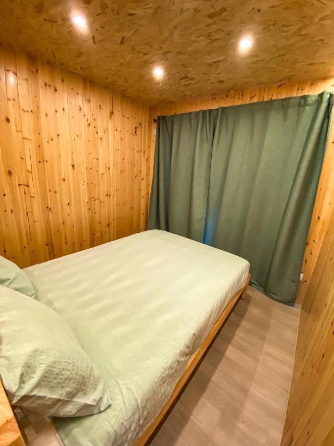 Bungalow Pichoses Geres Camping Rio Caldo المظهر الخارجي الصورة
